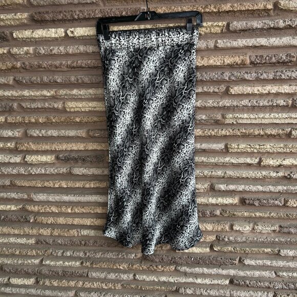 Veronica M. Black White Python Print Flare Skirt NWOT $89 Size XS - Picture 7 of 8